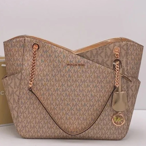 Fashion Accessories Store «Michael Kors», reviews and photos, 5709 Richmond Rd #58, Williamsburg, VA 23188, USA