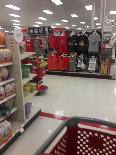 Department Store «Target», reviews and photos, 33860 S Gratiot Ave, Charter Twp of Clinton, MI 48035, USA