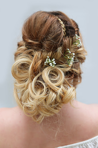 Beauty Salon «Girasole Full Services Salon», reviews and photos, 26 Deer Park Ave, Babylon, NY 11702, USA