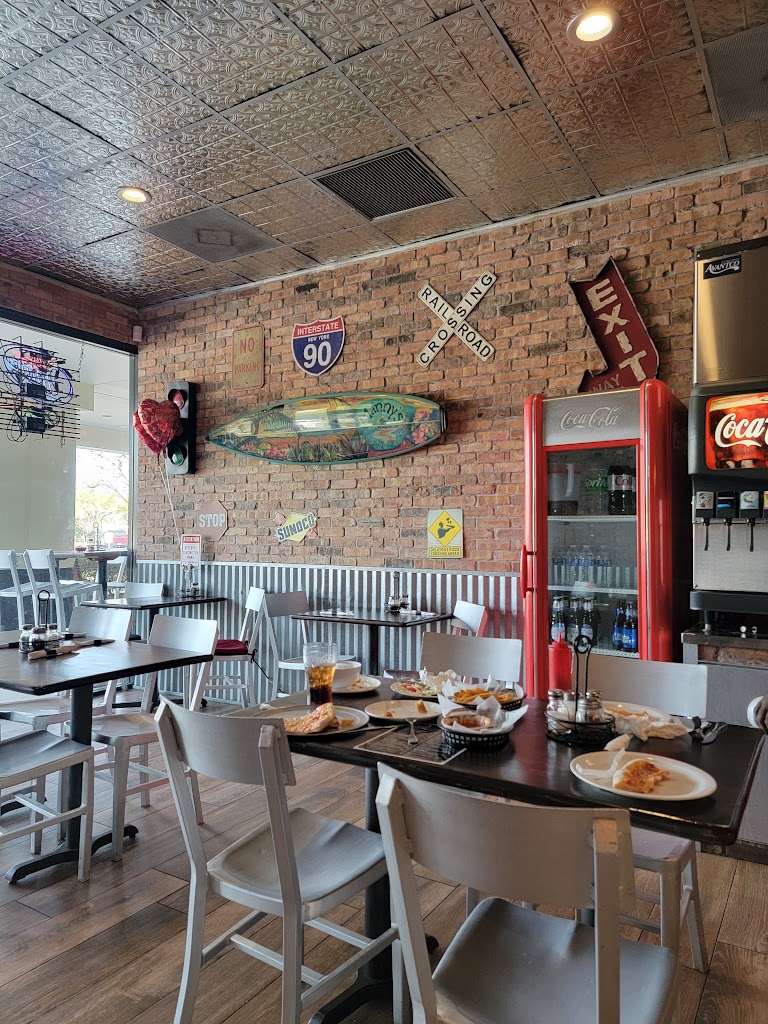 Manny's Pizzeria & Restaurant 32137