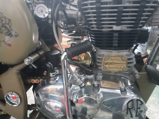 Motorcycle Dealer «Detroit Iron Cycles», reviews and photos, 10325 Highland Rd, White Lake, MI 48386, USA