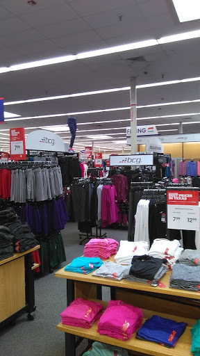 Sporting Goods Store «Academy Sports + Outdoors», reviews and photos, 7513 N Interstate Hwy 35, Austin, TX 78752, USA