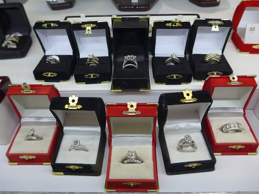 Pawn Shop «Royal Pawn», reviews and photos, 6116 Franconia Rd, Alexandria, VA 22310, USA