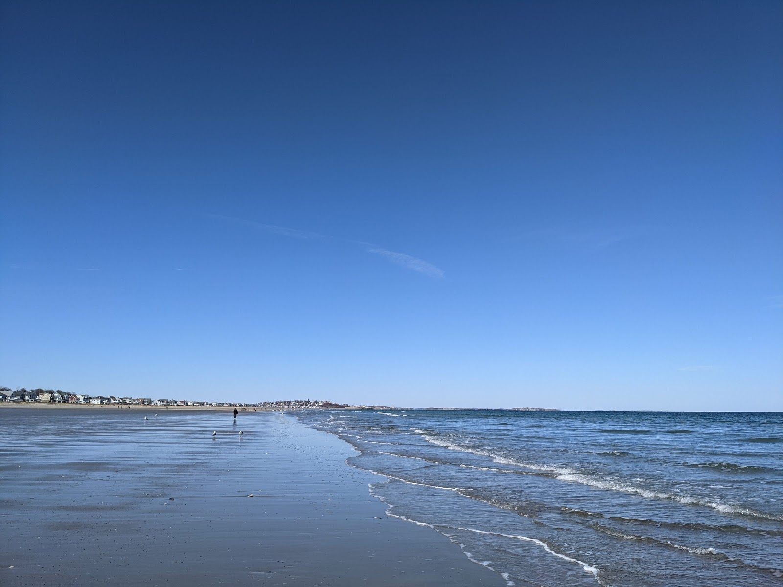 Foto de Nantasket beach com água cristalina superfície