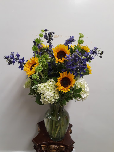 Florist «Al-Medina Floral & Gifts», reviews and photos, 1021 N Sylvania Ave, Fort Worth, TX 76111, USA