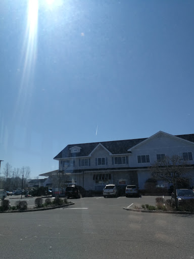 Coffee Shop «Starbucks», reviews and photos, 24 Montauk Hwy, Hampton Bays, NY 11946, USA