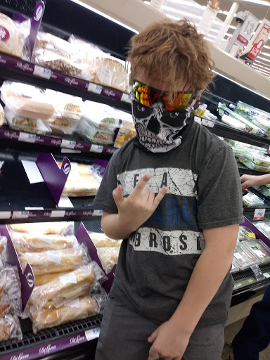 Supermarket «Hy-Vee», reviews and photos, 901 S 4th St, Clinton, IA 52732, USA