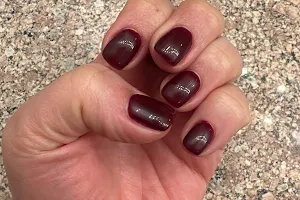 Cleo IV Nails image