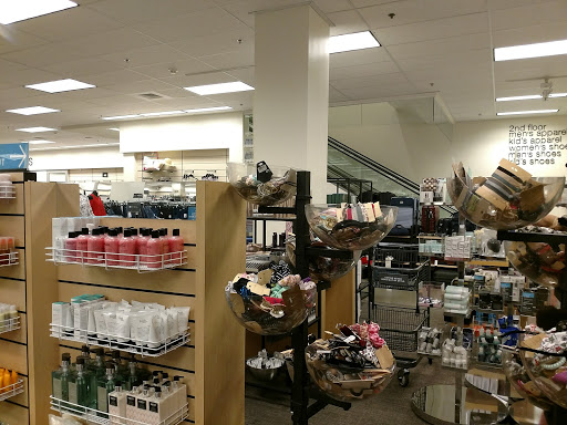 Department Store «Nordstrom Rack», reviews and photos, 3363 E Foothill Blvd, Pasadena, CA 91107, USA