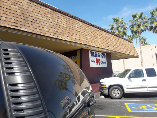 Laundromat «Laundry Basket 24-Hour Laundromat», reviews and photos, 5108 N 19th Ave, Phoenix, AZ 85015, USA