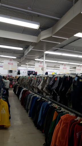 Thrift Store «Village Discount Outlet Store 06», reviews and photos, 2706 165th St, Hammond, IN 46323, USA