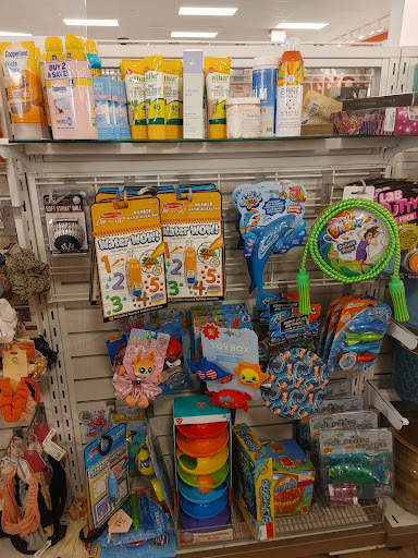 Department Store «T.J. Maxx & HomeGoods», reviews and photos, 2685 South Rd, Poughkeepsie, NY 12601, USA