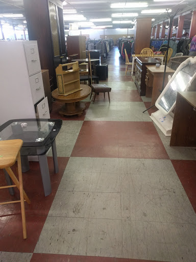 Thrift Store «Salvation Army», reviews and photos, 228 E New Cir Rd, Lexington, KY 40505, USA