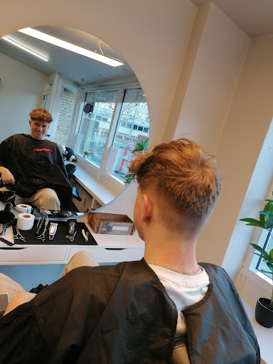 HF Cut in Gentofte, Gentofte