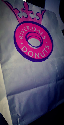 Donut Shop «River Oaks Donuts», reviews and photos, 3601 Westheimer Rd, Houston, TX 77027, USA