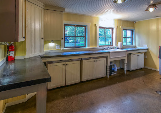 Event Venue «The Kelley Farm», reviews and photos, 20021 Sumner-Buckley Hwy E, Bonney Lake, WA 98391, USA