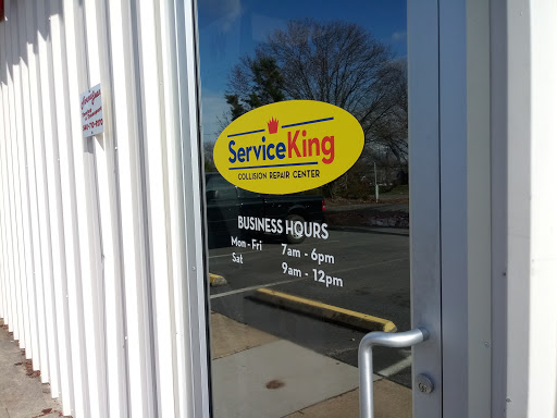 Auto Body Shop «Service King Collision Repair of South Fredericksburg», reviews and photos, 10881 Houser Dr, Fredericksburg, VA 22408, USA
