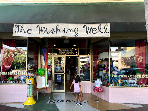 The Wishing Well, 6723 Greenleaf Ave, Whittier, CA 90601, USA, 