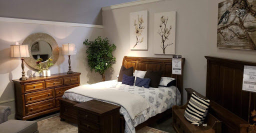 Furniture Store «Ashley HomeStore», reviews and photos, 7951 Winchester Rd, Memphis, TN 38125, USA