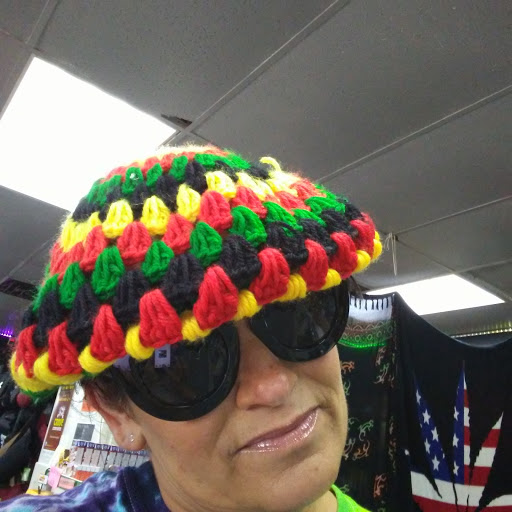 Tobacco Shop «Things N Things», reviews and photos, 621 Center Point Rd NE, Cedar Rapids, IA 52402, USA