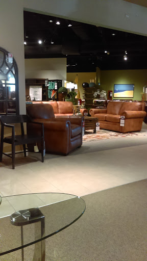 Furniture Store «Art Van Furniture - Kalamazoo (Portage)», reviews and photos, 550 Ring Rd, Portage, MI 49024, USA