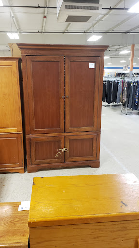 Thrift Store «Goodwill of North Georgia: Snellville Store and Donation Center», reviews and photos, 2340 Ronald Reagan Pkwy, Snellville, GA 30078, USA