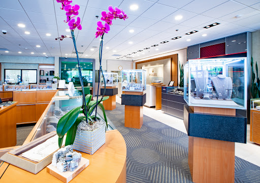 Jewelry Store «T-Bird Jewels Jewelry Store», reviews and photos, 1990 Village Center Cir, Las Vegas, NV 89134, USA