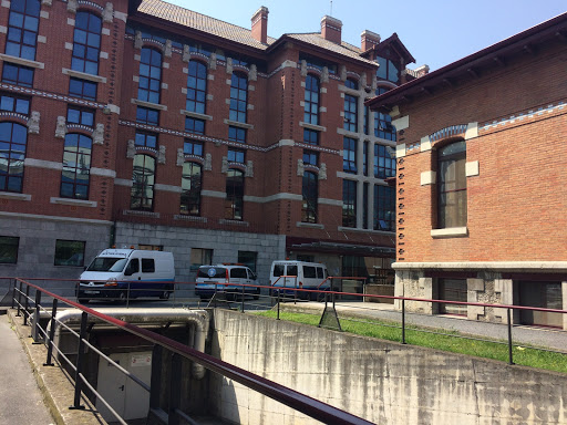 Información y opiniones sobre Hospital Universitario de Basurto de Bilbao
