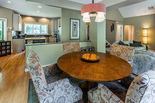 Real Estate Agency «RE/MAX Group One REALTORS», reviews and photos, 306 S Main St, Norwich, VT 05055, USA