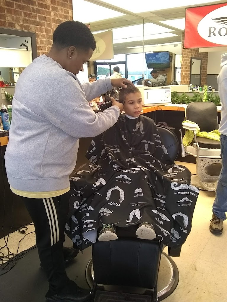 Royal’s Hair Studio 27312