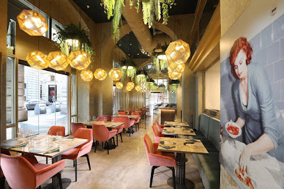 Sophia Loren Restaurant Firenze - Via dei Brunelleschi, 11, 50123 Firenze FI, Italy