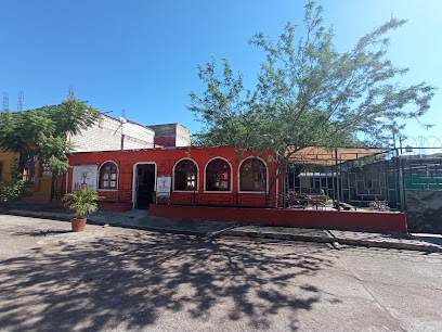 El Mezquite Restaurant - De Abraham Castellanos 2, Col del Maestro, 69005 Huajuapan de León, Oax., Mexico