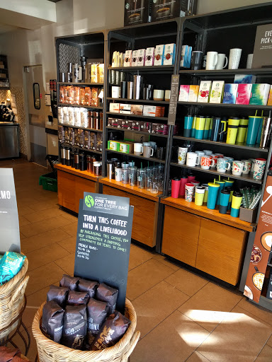 Coffee Shop «Starbucks», reviews and photos, 970 Alamo Dr, Vacaville, CA 95687, USA