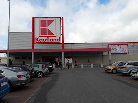 Obchodní Centrum a Kaufland