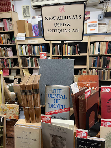 Book Store «Labyrinth Books», reviews and photos, 122 Nassau St, Princeton, NJ 08542, USA