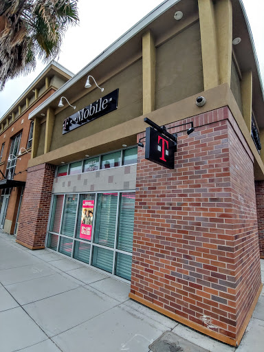 Cell Phone Store «T-Mobile», reviews and photos, 41093 Fremont Blvd #104, Fremont, CA 94538, USA