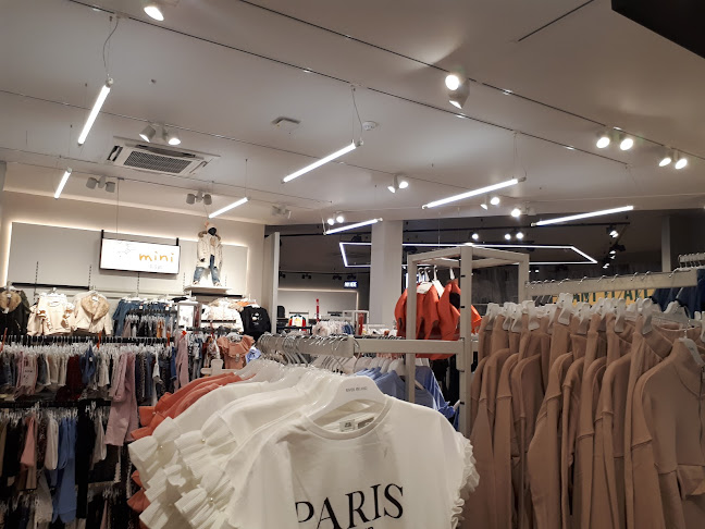 Reviews of River Island in Maidstone - Clothing store