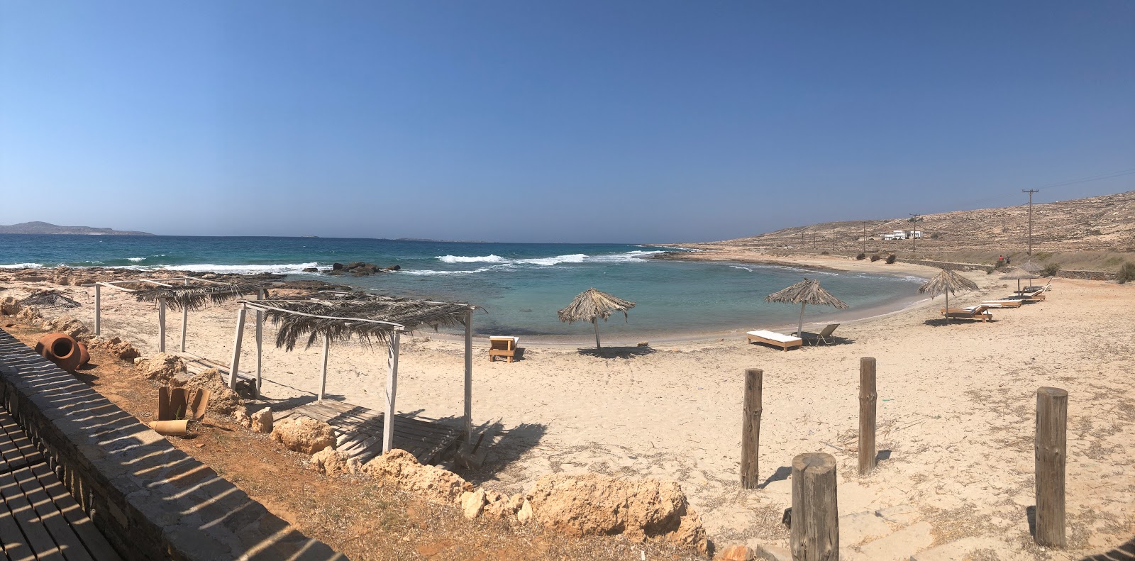 Paralia Amoua'in fotoğrafı parlak kum yüzey ile