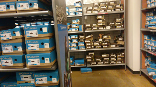 Clothing Store «Columbia Sportswear Outlet Store at Allen Premium Outlets», reviews and photos, 820 Stacy Rd #470, Allen, TX 75013, USA