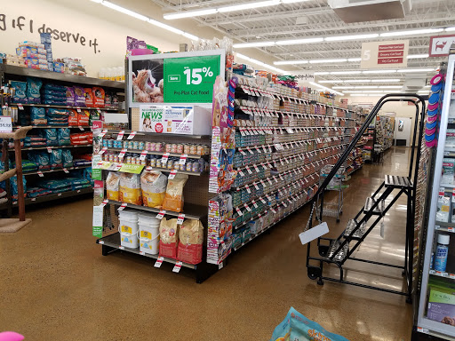 Pet Supply Store «Pet Supplies Plus», reviews and photos, 345 Willow Bend, Crystal, MN 55428, USA