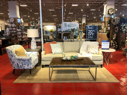 Home Goods Store «Pier 1 Imports», reviews and photos, 4443 Southmont Way, Easton, PA 18045, USA