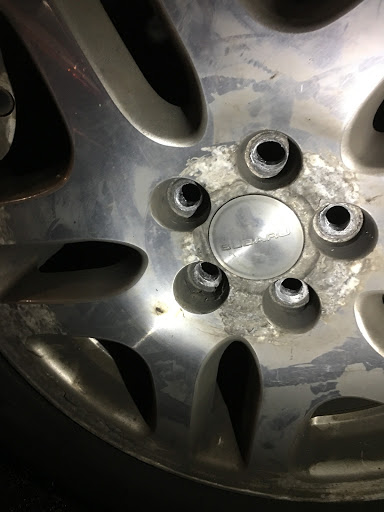 Tire Shop «Discount Tire Store - Renton, WA», reviews and photos, 361 S Grady Way, Renton, WA 98057, USA