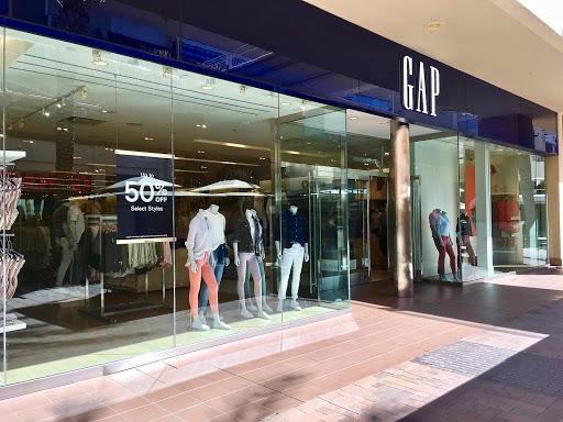 Clothing Store «Gap», reviews and photos, 7007 Friars Rd, San Diego, CA 92108, USA