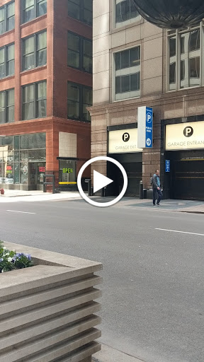 Florist «A Plus Flowers & Gifts», reviews and photos, 227 W Monroe St, Chicago, IL 60606, USA