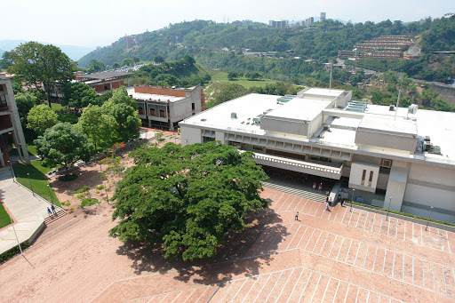 Cursos medicina campus Caracas