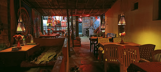 Trishul Restaurant - Restaurant in Hampi , India