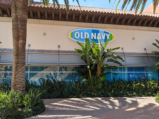 Clothing Store «Old Navy», reviews and photos, 634 Spectrum Center Dr, Irvine, CA 92618, USA