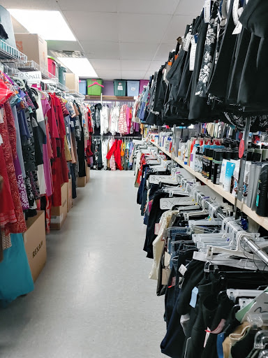 Used Clothing Store «Lovely Ladies», reviews and photos, 280 NY-211, Middletown, NY 10940, USA