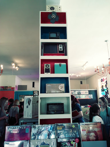 Record Store «Atomic Pop Shop», reviews and photos, 2963 Government St, Baton Rouge, LA 70806, USA