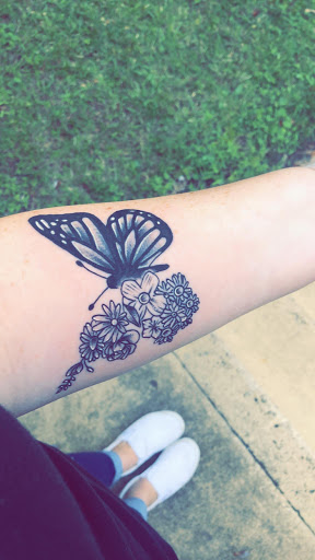 Tattoo Shop «Untouchable Ink», reviews and photos, 204 S Spring Garden Ave, DeLand, FL 32720, USA